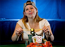 Amerikanische Pokerspielerin gewinnt offenen WSOP Event