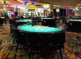Kleinere Spielhallen wehren sich gegen Online Casino Konzerne