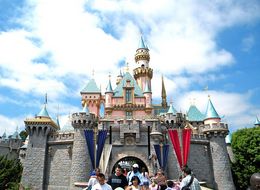 Disneyland-Reise mit Märchen-Spielautomaten gewinnen